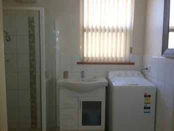 Longbeach Apartments Coffin Bay - Sunshine Coast Tourism 3