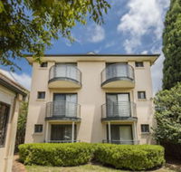 Waldorf Hornsby Residential Apartments - Holiday Sunshine Coast