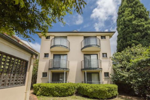 Waldorf Hornsby Residential Apartments - Holiday Sunshine Coast 0