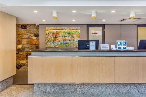 Quality Hotel Lighthouse - Sunshine Coast Tourism 4