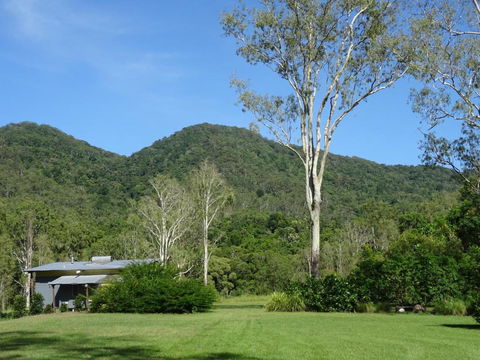 Sweetwater Lodge - Sunshine Coast Tourism 6