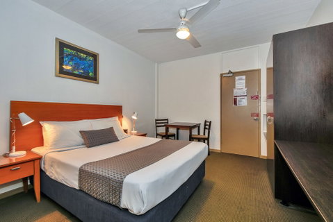 Darwin City Edge Motel & Suites - Sunshine Coast Tourism 6