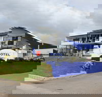 Shoredrive Motel - Holiday Sunshine Coast