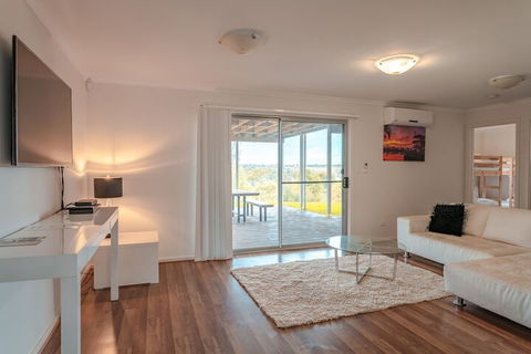 Aruma River Resort - Sunshine Coast Tourism 5