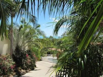 Reefside Villas - Sunshine Coast Tourism 0