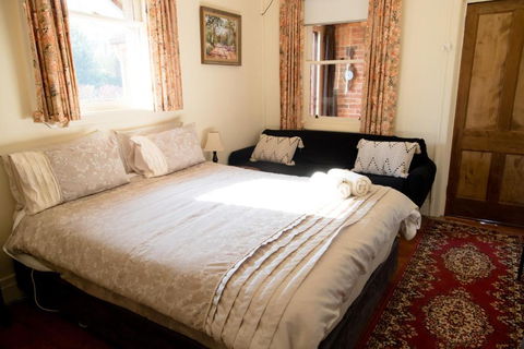 Pierrepoint Accommodation - Holiday Sunshine Coast 5