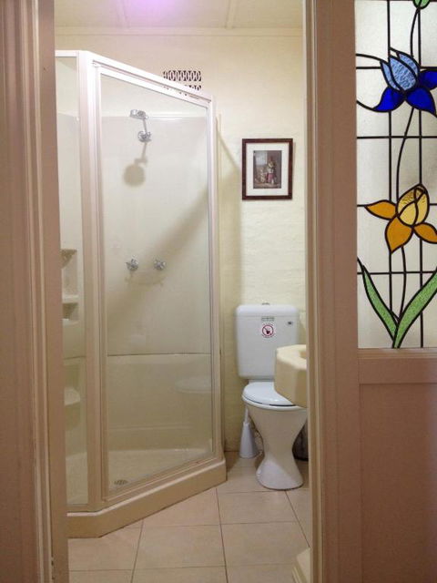 Pierrepoint Accommodation - Holiday Sunshine Coast 4