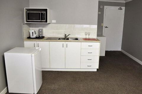 Bribie Island Square - Sunshine Coast Tourism 2