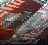 Emeu Inn - Holiday Sunshine Coast