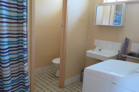 Jurien Beachfront Holiday Units - Sunshine Coast Tourism 6