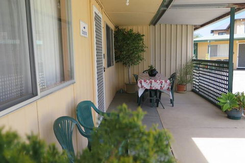 Jurien Beachfront Holiday Units - Sunshine Coast Tourism 2