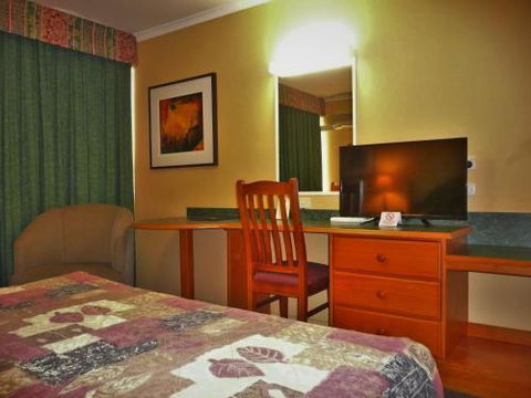 Parramatta City Motel - Holiday Sunshine Coast 4