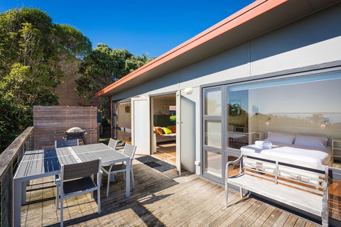 The Love Shack - Sunshine Coast Tourism 2