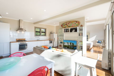 The Love Shack - Sunshine Coast Tourism 3