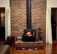 La Sila Homestead on Marrowbone cutest cottage in the Hunter with killer views - Sunshine Coast Tourism