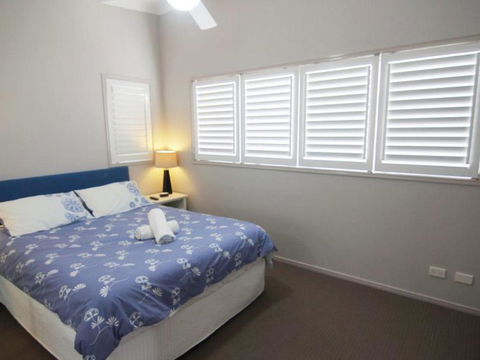 Beachside - Sunshine Coast Tourism 3
