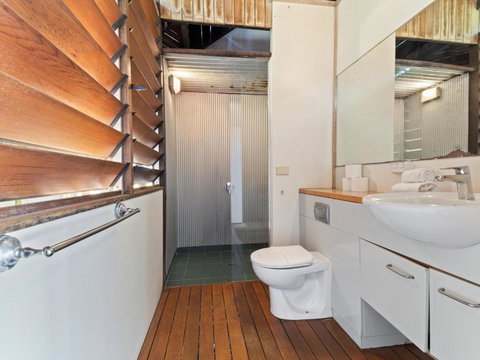 Laguna House - Holiday Sunshine Coast 4