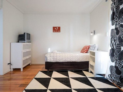 Stradbroke Sunset - Sunshine Coast Tourism 3