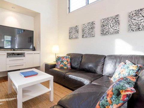 Stradbroke Sunset - Sunshine Coast Tourism 1