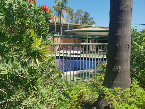 John Hunter Motel - Sunshine Coast Tourism 1