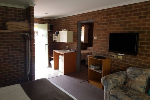 Barham Colonial MotelB - Holiday Sunshine Coast 3