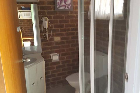 Barham Colonial MotelB - Holiday Sunshine Coast 4