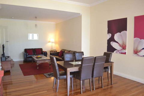 A Secret Garden - Holiday Sunshine Coast 6