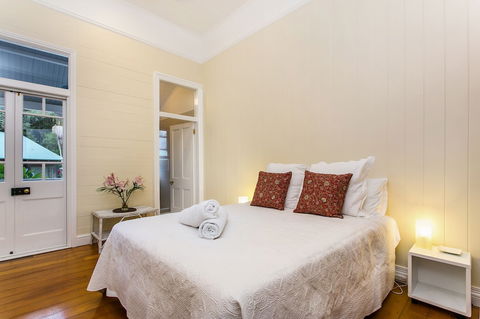 A PERFECT STAY - Bangalla Estate - Holiday Sunshine Coast 4