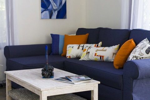 Garasu Lodge - Sunshine Coast Tourism 1