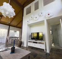 Garasu Lodge - Holiday Sunshine Coast