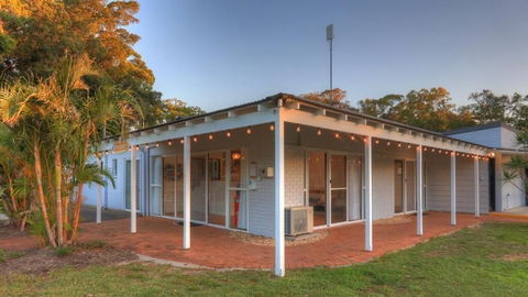 Bays Holiday Park - Holiday Sunshine Coast 2