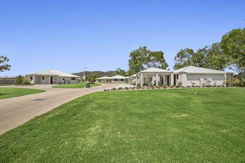 Casa Nostra Motel - Holiday Sunshine Coast 5