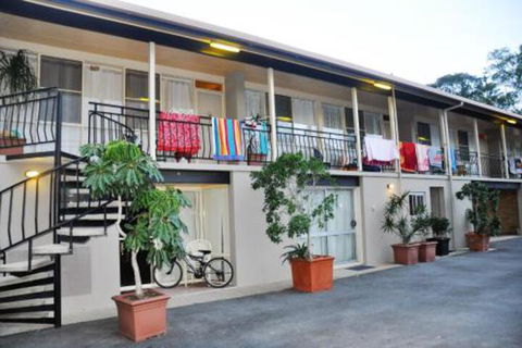 Sundial Holiday Units - Sunshine Coast Tourism 0