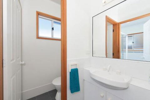 Portside - Holiday Sunshine Coast 7