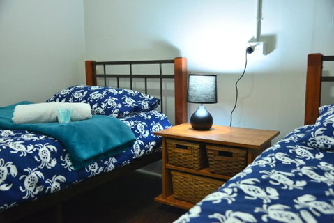 Geraldton Backpackers - Holiday Sunshine Coast 3