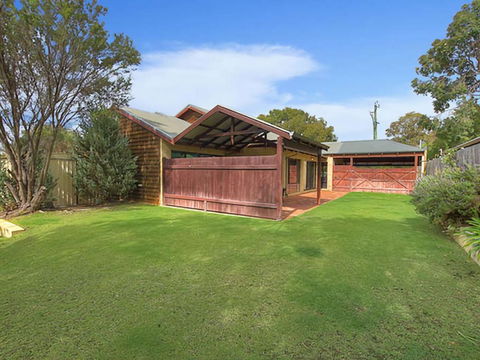 Holiday On The Terrace - Holiday Sunshine Coast 2