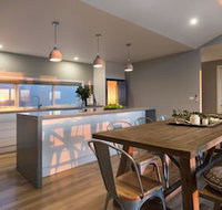 Quartz Retreat - Sunshine Coast Tourism