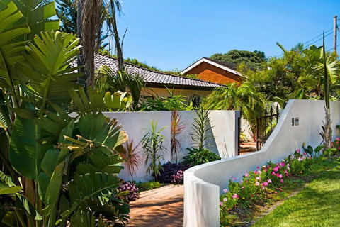 Cronulla Beach House B&B - Sunshine Coast Tourism 4