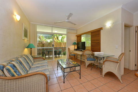Seascape Holidays - Tropic Sands - Sunshine Coast Tourism 5