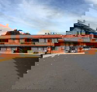 Poets Recall Motel - Sunshine Coast Tourism