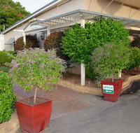 Acacia Motel