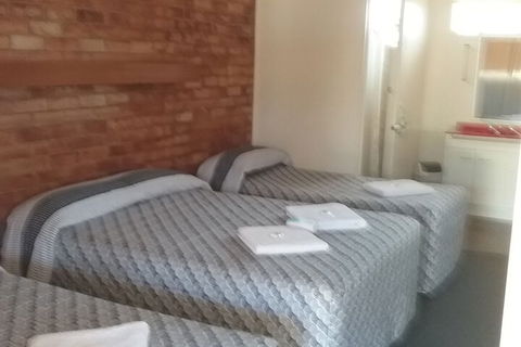 Avocado Motor Inn - Holiday Sunshine Coast 6