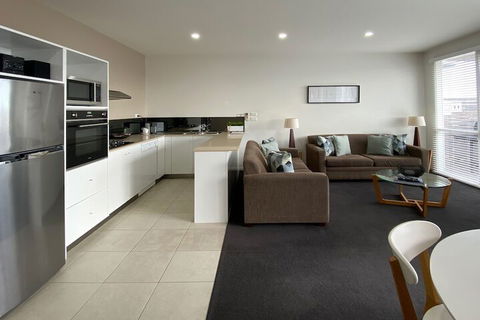 Shells Apartments - Sunshine Coast Tourism 6