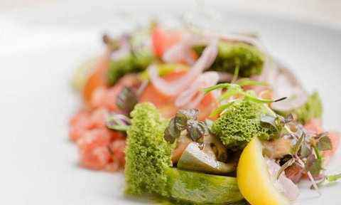 Garden Court Restaurant - Holiday Sunshine Coast 12