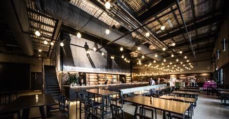 Innocent Bystander - Sunshine Coast Tourism 0