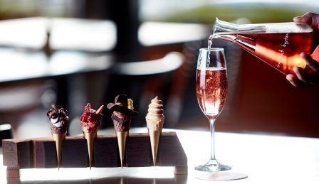 Innocent Bystander - Sunshine Coast Tourism 12