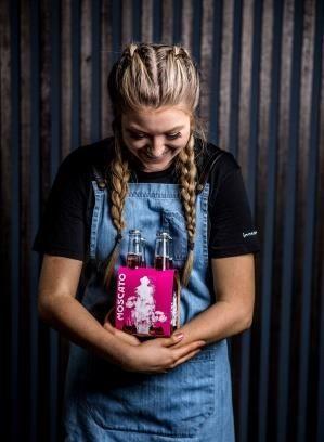 Innocent Bystander - Sunshine Coast Tourism 1