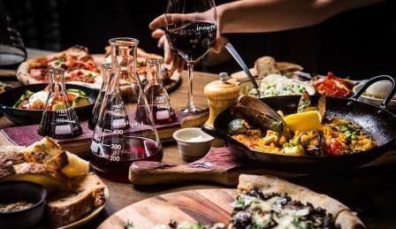 Innocent Bystander - Sunshine Coast Tourism 4