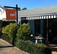 Josh's Cafe - Holiday Sunshine Coast