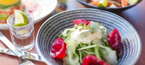 Rhonda's Bar - Sunshine Coast Tourism 3